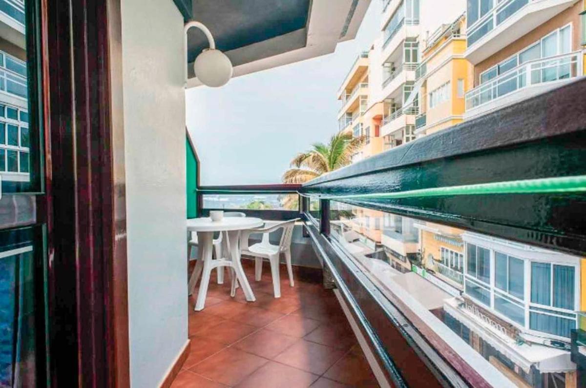 Apartamento Con Balcon En La Playa De Las Canteras Las Palmas de Gran Canaria Bagian luar foto